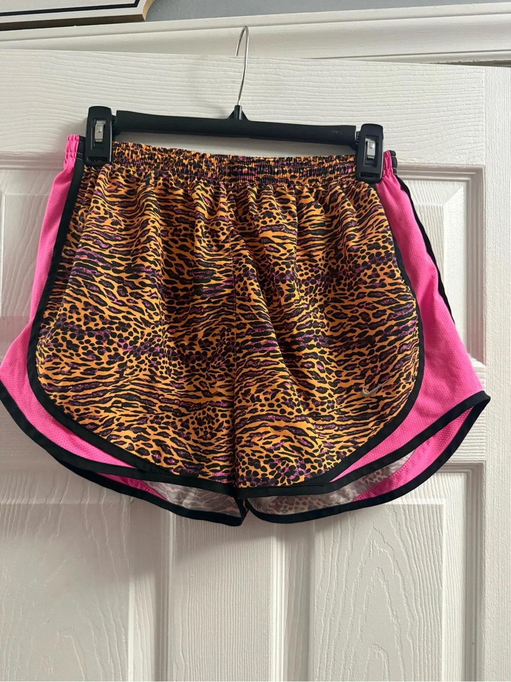 Nike Dri-FIT Animal Print Running Shorts Size Medium Embroidered Logo